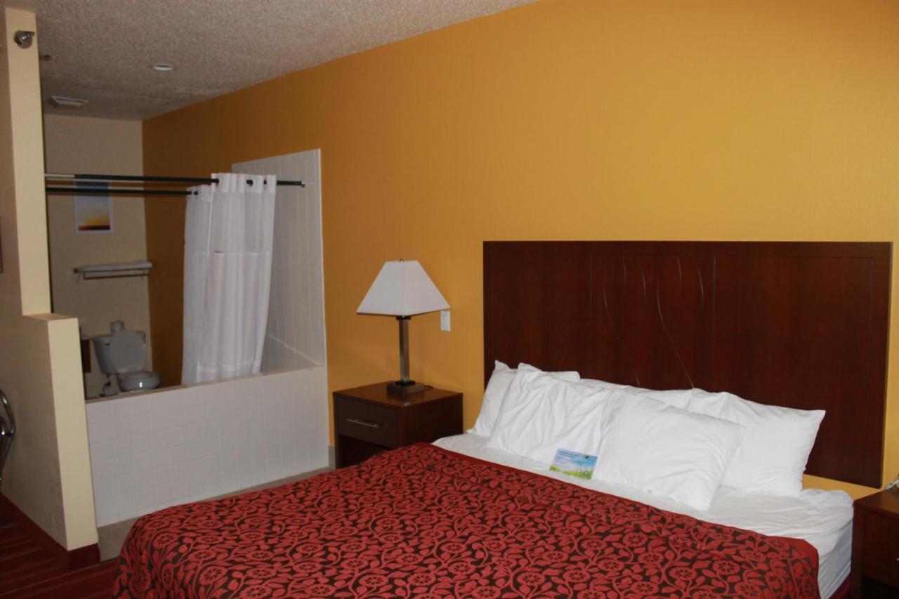 Days Inn By Wyndham Walcott Davenport Zewnętrze zdjęcie