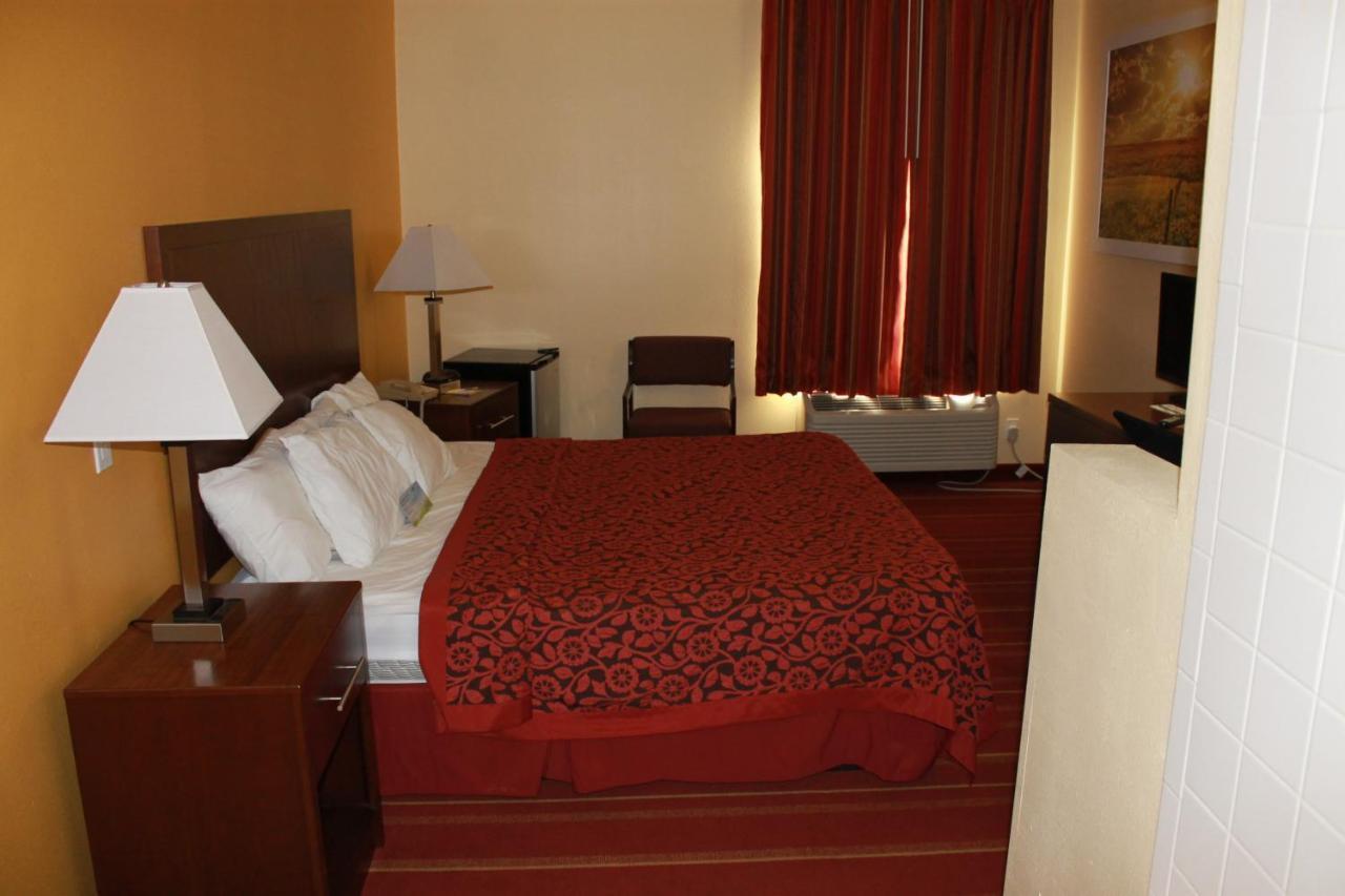 Days Inn By Wyndham Walcott Davenport Zewnętrze zdjęcie